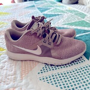 Nike Women's light pinkish/mauve Sneakers